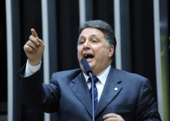 Registro de Garotinho entra na pauta do TRE-RJ e pode ganhar nova definição nesta sexta-feira