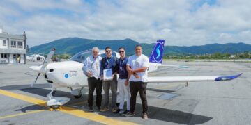 Maricá avança na formação gratuita de pilotos e mecânicos de aeronaves