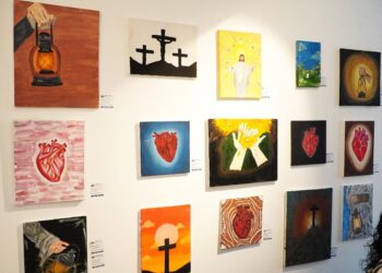 Casa das Artes de São Gonçalo recebe exposição que retrata a cultura cristã