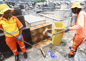 Prefeitura de Niterói monta esquema especial com cemitérios, Clin e Saúde para o Dia de Finados